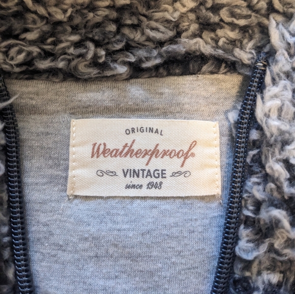 Weatherproof vintage pullover. - Picture 2 of 7